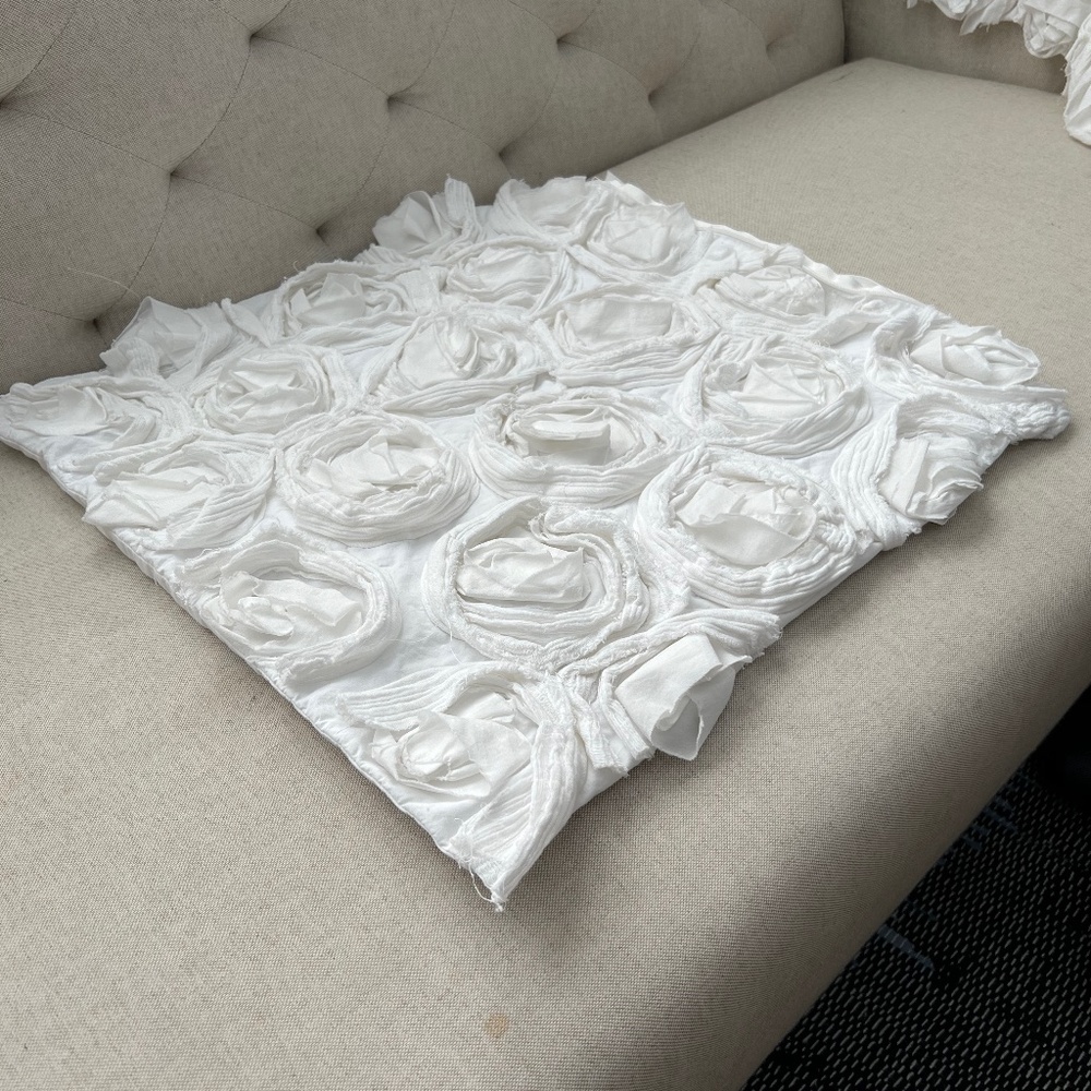 West Elm White Flower 20 x 20 Pillow Cover - Pillow 1 of 2 - Picture 2 of 10